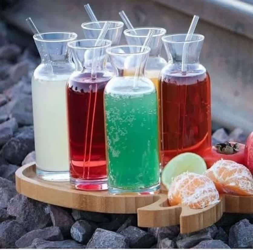 لیوان و بطری اسموتی